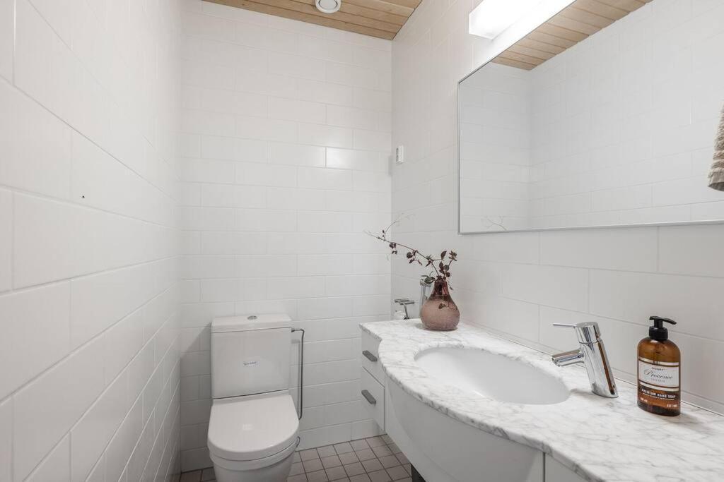 Spacious Home With Four Terrace, Sauna, Sea View Helsinki Ngoại thất bức ảnh