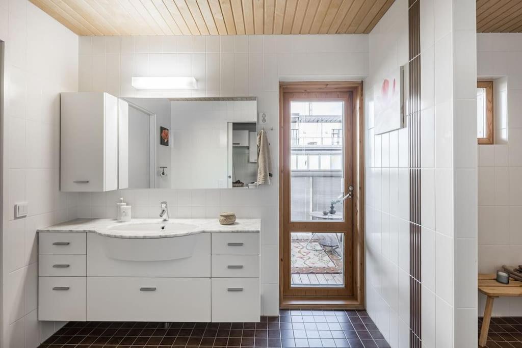 Spacious Home With Four Terrace, Sauna, Sea View Helsinki Ngoại thất bức ảnh