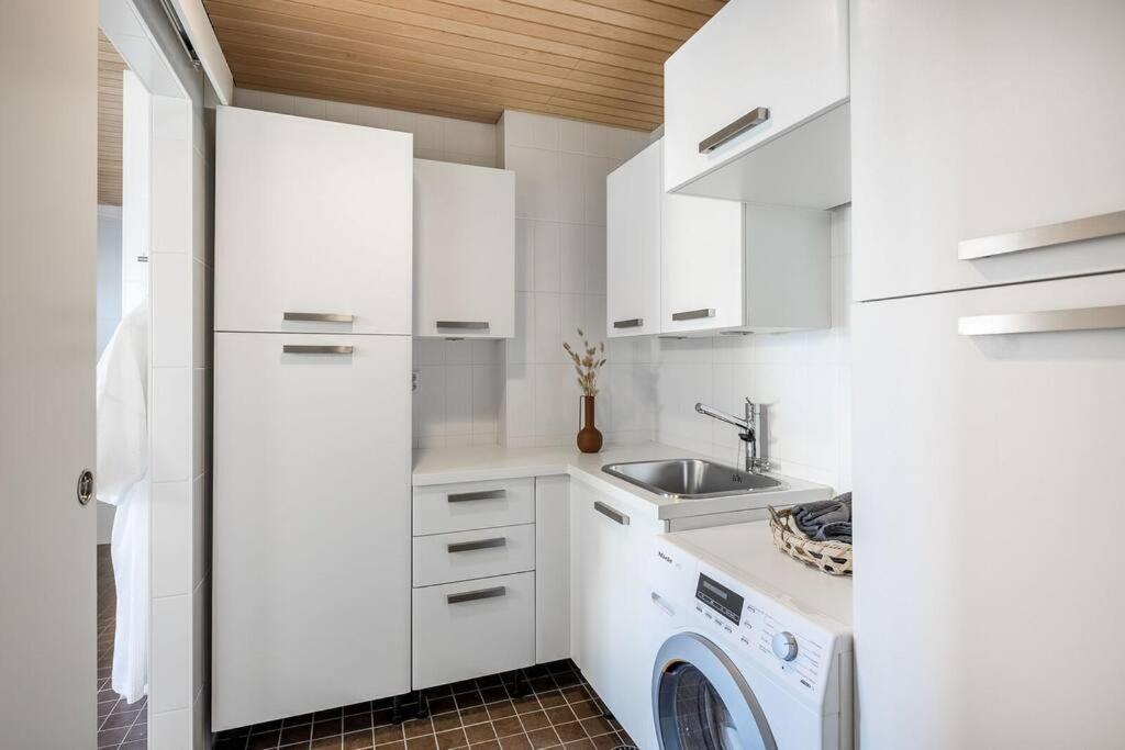 Spacious Home With Four Terrace, Sauna, Sea View Helsinki Ngoại thất bức ảnh
