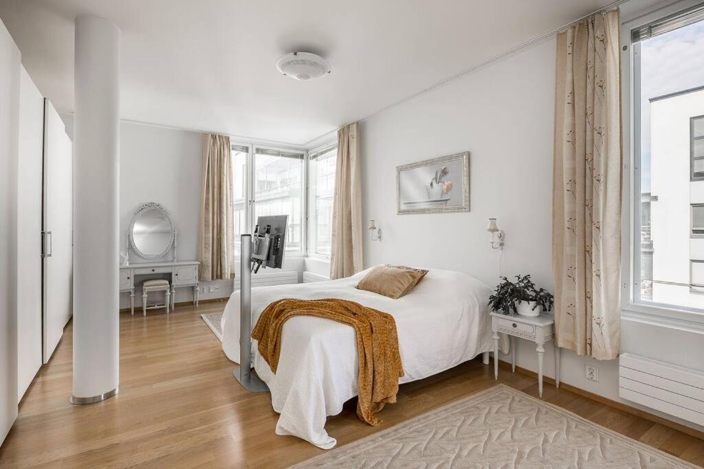 Spacious Home With Four Terrace, Sauna, Sea View Helsinki Ngoại thất bức ảnh